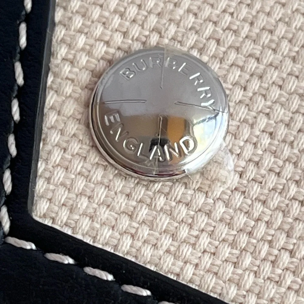 BURBERRY Check Jacquard Pocket Bag - Picture 15 of 17